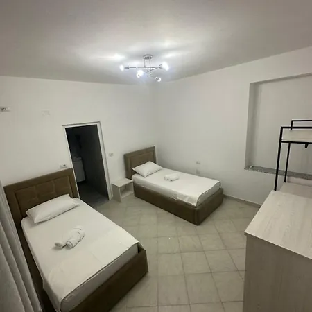 ゲストハウス Gold I